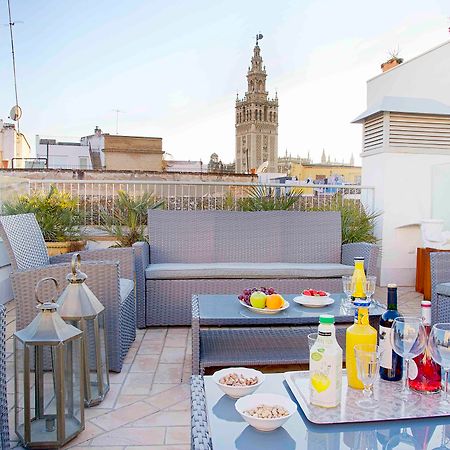 Overland Suites Catedral Seville Exterior photo